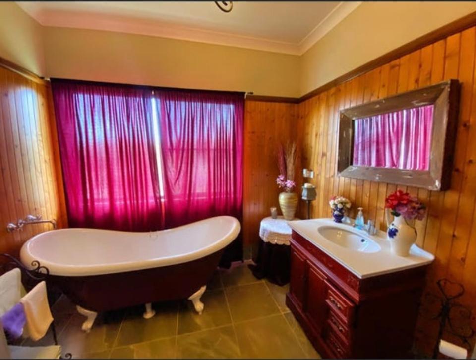 Golden Lace B&B Sarina Экстерьер фото